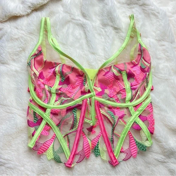 NWOT love and lemons petunia embroidery bustiers longline bra - Picture 5 of 9